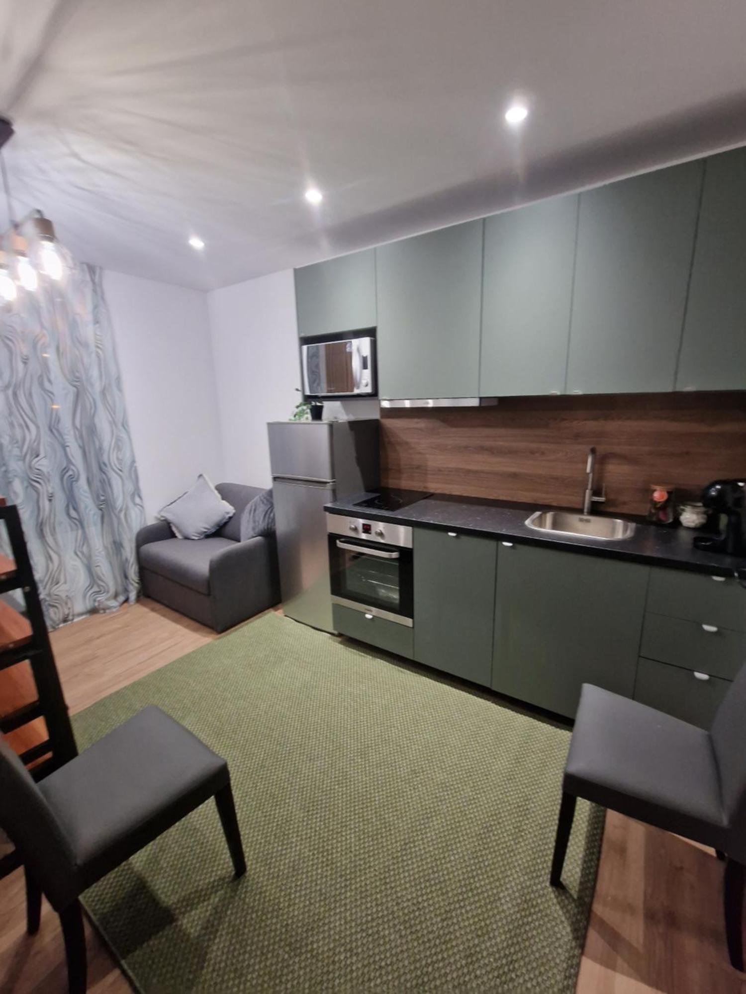 Maison D'Hotes Avec 3 Appartements Et Un Studio Вірі-Шатійон Екстер'єр фото