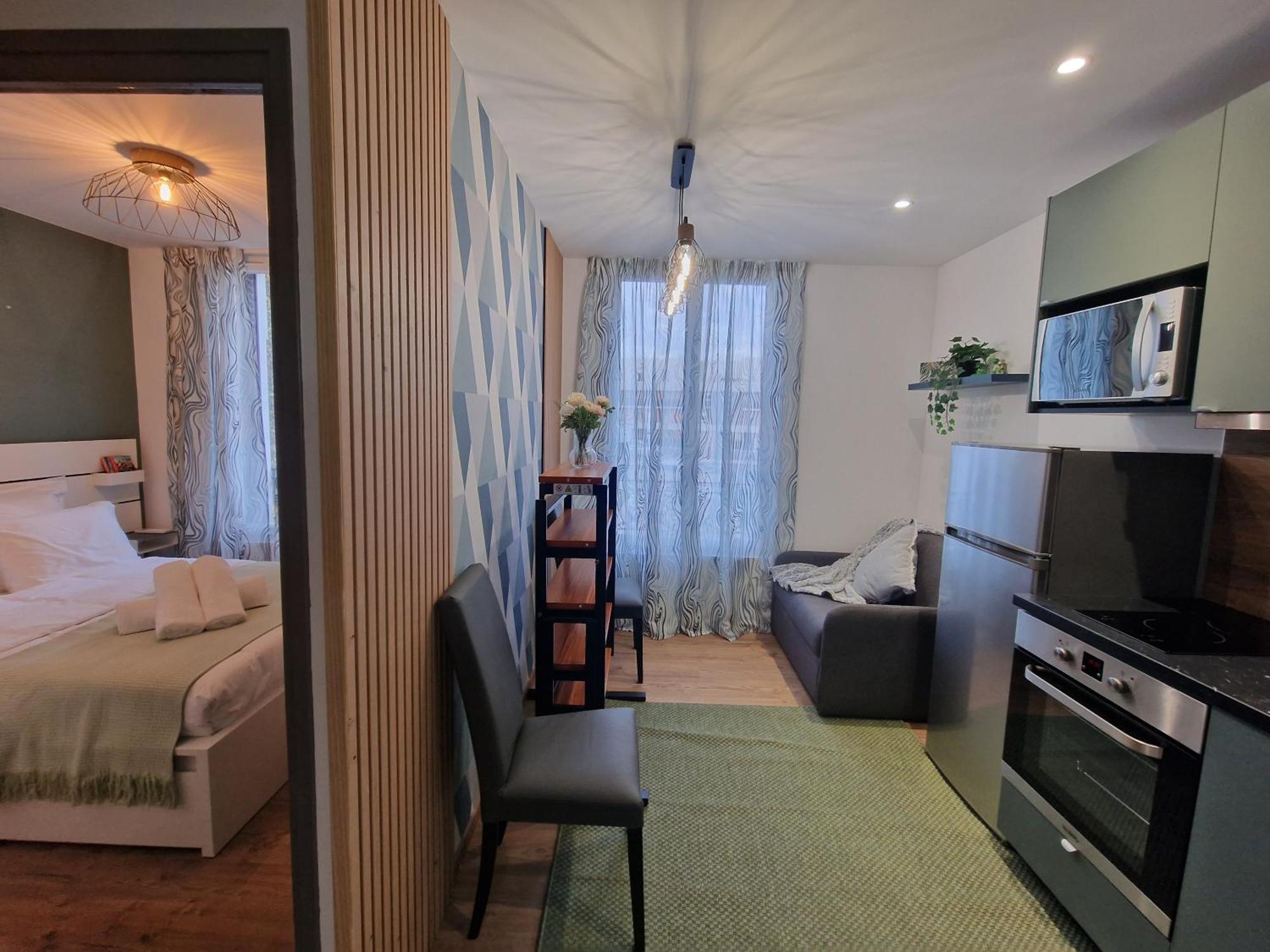 Maison D'Hotes Avec 3 Appartements Et Un Studio Вірі-Шатійон Екстер'єр фото